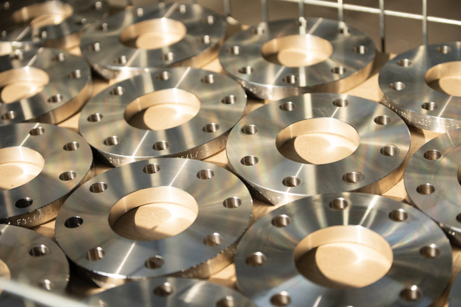 Forged flanges and micro-cast flanges: the comparison
